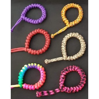 ONTWERP UW EIGEN SNAKE KNOT ARMBAND